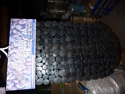 Коврик на присосках "КАМУШКИ" 69*36см прозрачный BR-6936