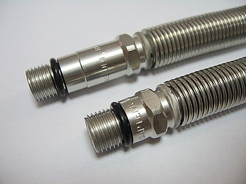 Подводка к смесителю 0,4 сильфон.